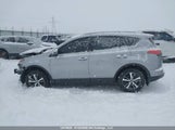 Toyota Rav4 Adventure/Xle 2T3RFREV8JW726586 photo