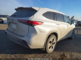 Toyota Highlander Xle 5TDGZRBHXNS166218 fotografie