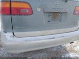 Toyota Sienna Le/Xle 4T3ZF13C4YU286217 photo