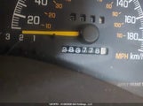 Pontiac Grand Prix Gt 1G2WP52K9YF162739 photo