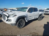 Toyota Tacoma Double Cab/Sr/Sr5/Trd Sport/Trd Off Road/Trd Pro 5TFCZ5AN2LX242231 photo