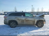 Toyota Highlander Xle 5TDJKRFH3ES007688 снимка