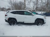 Hyundai Tucson Essential Awd KM8JBCAE3NU074650 снимка