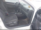 Volkswagen Jetta 2.5L Comfortline 3VWHM81K69M053590 photo