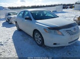 Toyota Camry Le/Se 4T1BE46K17U687336 photo