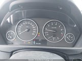 BMW 320I xDrive WBA3C3C53DF980398 снимка