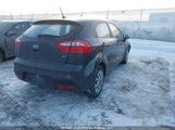 Kia Rio KNADM5A35F6978914 fotografie