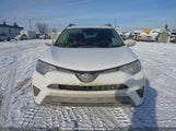 Toyota Rav4 Le 2T3BFREV0JW781051 снимка