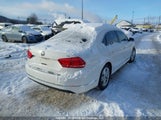 Volkswagen Passat Se 1VWBV7A34FC083822 снимка