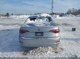 Volkswagen Jetta Highline 3VWE57BU8MM078641 photo