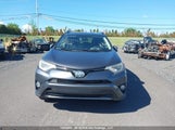 Toyota Rav4 JTMRJREV1JD239418 снимка