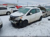Toyota Yaris Le VNKKTUD3XEA012404 снимка
