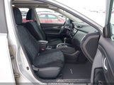 Nissan Rogue S/Sl Premium/Sv 5N1AT2MV6GC838986 fotografie