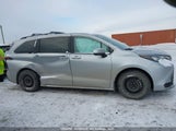 Toyota Sienna Le/Xle/Platinum/Xse/Limited/Autono-Mass 5TDGRKEC5SS238347 снимка