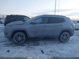 Jeep Compass Latitude 3C4NJDBB8JT117757 fotografie