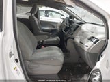 Toyota Sienna 5TDZK3DC0DS352747 снимка