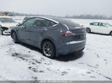 Tesla Model Y Long Range 7SAYGDEE4SF221022 снимка
