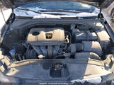 Hyundai Elantra Se/Value/Limited KMHD84LF2HU104734 photo