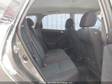 Toyota Matrix Xr 2T1KR32E05C889159 снимка