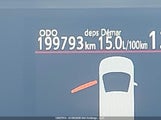 Toyota Prius C JTDKDTB36C1525858 снимка