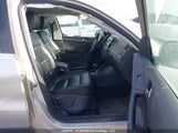 Volkswagen Tiguan 2.0 Tsi Comfortline/2.0 Tsi Highline/2.0 Tsi Trendline WVGBV7AX5BW528921 снимка