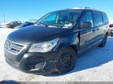 Volkswagen Routan Comfortline 2V4RW3DX3AR399613 photo