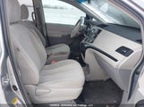 Toyota Sienna Le 5TDKA3DC2BS004353 снимка