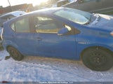 Toyota Prius C Technology JTDKDTB39G1126643 снимка