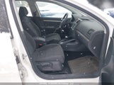 Volkswagen Rabbit 5-Door Comfortline/5-Door Trendline WVWDA71K59W131992 fotografie