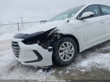 Hyundai Elantra Le 5NPD74LF7HH110272 снимка
