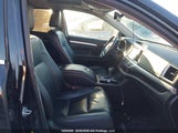 Toyota Highlander Se/Xle 5TDJZRFH6JS533996 снимка