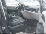 Chrysler Pacifica Touring-L Plus 2C4RC1EG8JR105967 снимка