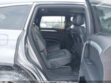 Audi Q7 3.0T S Line Prestige WA1DGAFE8BD006995 photo