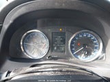 Toyota Corolla 2T1BURHE8JC020389 снимка