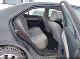 Toyota Corolla Le 2T1BURHE8FC307318 снимка