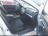 Nissan Altima Sv 1N4AL3AP2GN318990 снимка