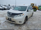 Toyota Sienna 5TDYK3DC2DS288299 снимка