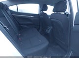 Hyundai Elantra Essential KMHD74LF3KU805602 снимка