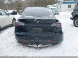Tesla Model Y Long Range 7SAYGDEE1NF414295 fotografie