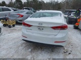 Hyundai Elantra Le 5NPD74LF7HH160167 снимка