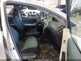 Toyota Yaris Le/Rs JTDKT923575108901 photo