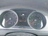 Volkswagen Golf 3VW217AU8FM072440 снимка