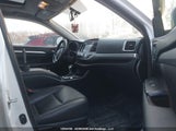 Toyota Highlander Xle 5TDJKRFH1FS164864 снимка