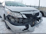Toyota Corolla Le 2T1BU4EE9AC225422 снимка