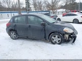Nissan Versa 3N1BC13E09L463840 fotografie