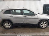 Jeep Cherokee Sport 1C4PJLAB7HW640101 снимка