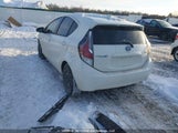 Toyota Prius C JTDKDTB39F1586576 снимка