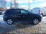 Jeep Compass Latitude 3C4NJDBB4JT209870 fotografie
