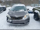 Toyota Sienna 5TDZK3DCXES410672 снимка
