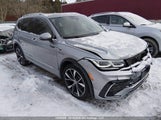Volkswagen Tiguan 3VV4B7AX3RM019119 снимка